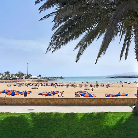 Canary Getaway شقة